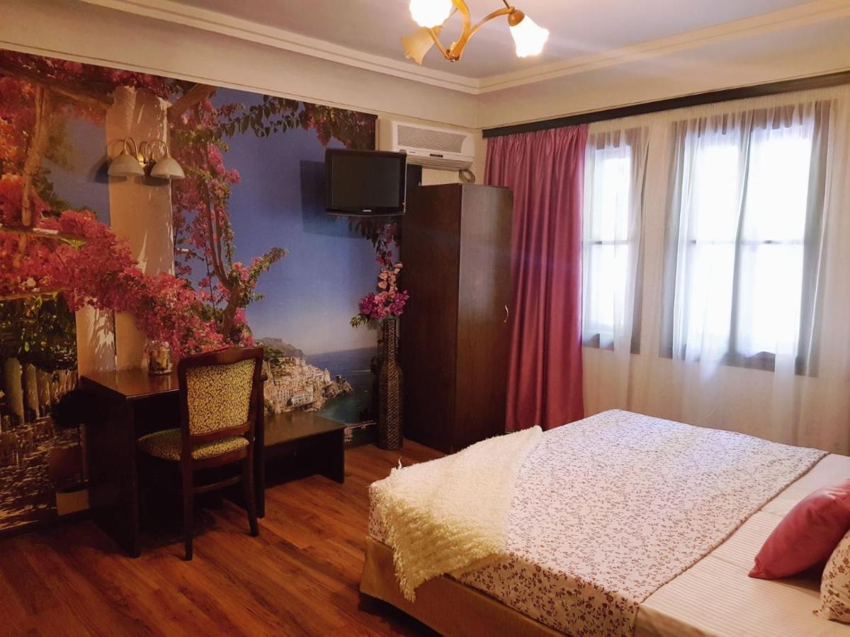 Hotel Minaliat Vek Shumen Exterior foto